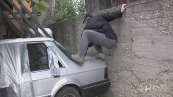 Curvy booty babe poops on a car's trunk